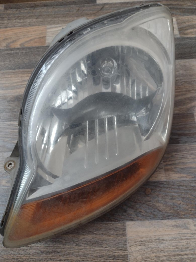 Фара передняя