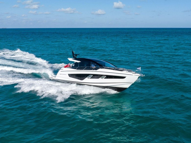 Sunseeker 65 sport yacht