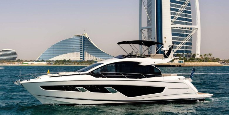 Elegance 64 яхта