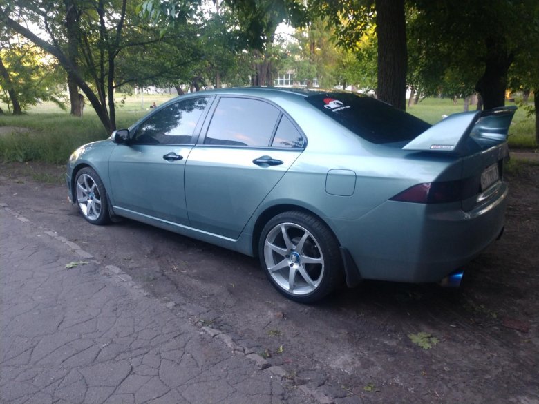 Honda accord 7 rays r18