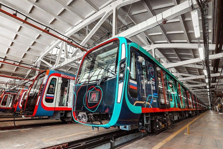 Поезд метро москва 2020