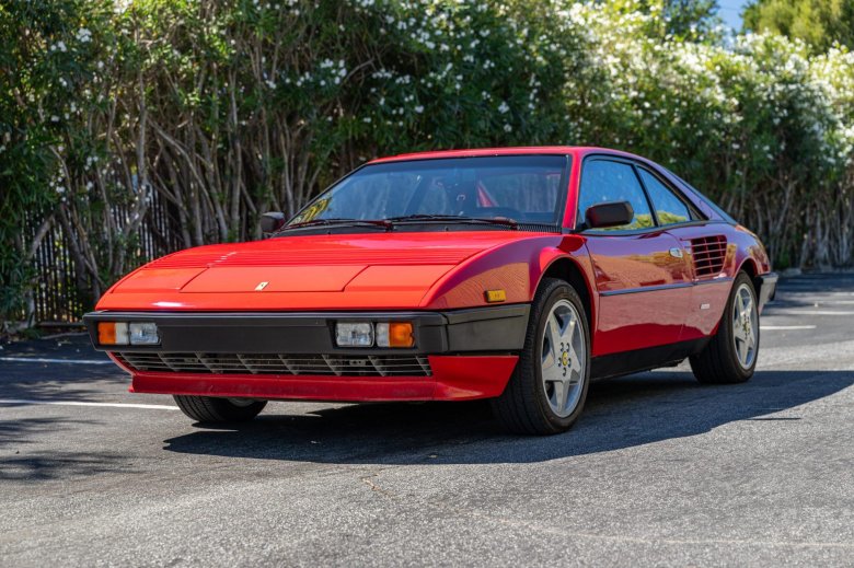 Ferrari mondial t
