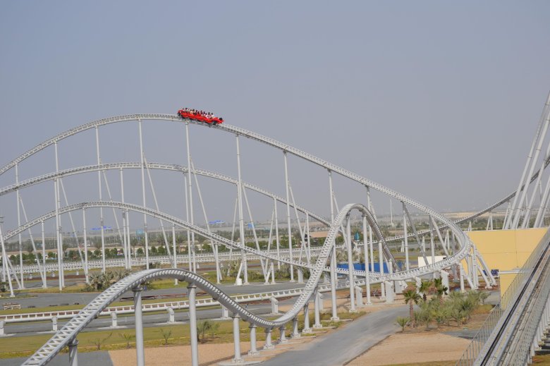 Феррари парк абу даби американские горки