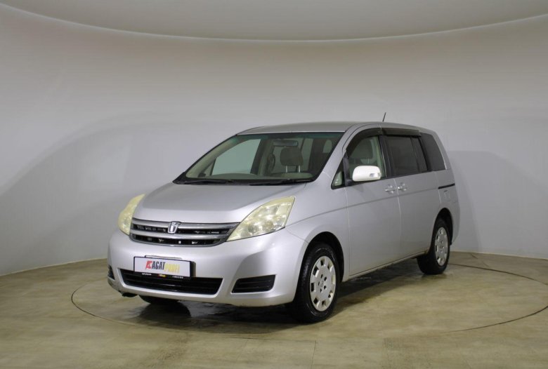 Тойота исис минивэн