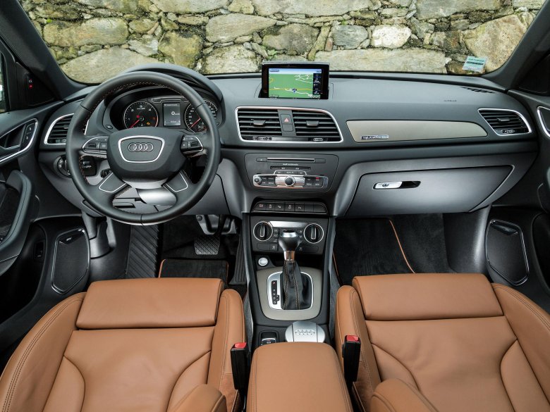 Ауди q 3 салон