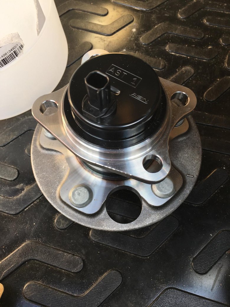 Задняя ступица тойота королла 150