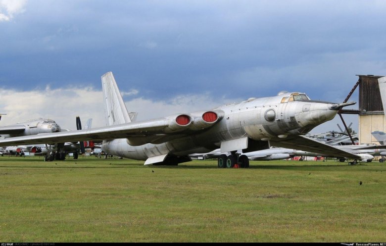 Бомбардировщик м 4