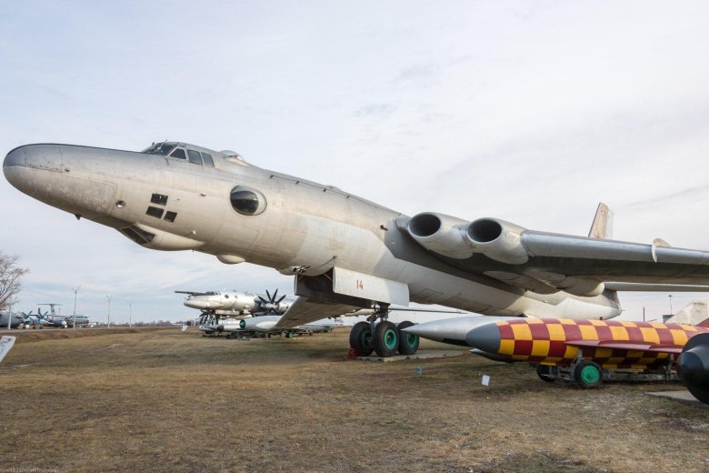 Бомбардировщик мясищева м 4