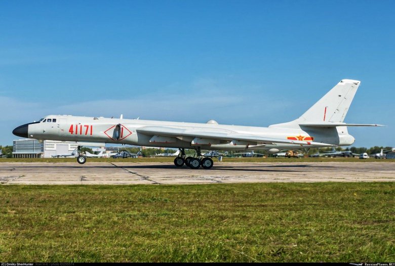 Хун 6к бомбардировщик