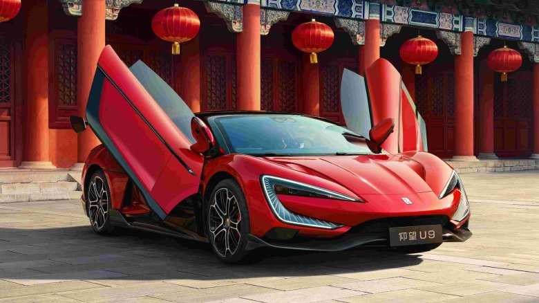 Спорткар китайский