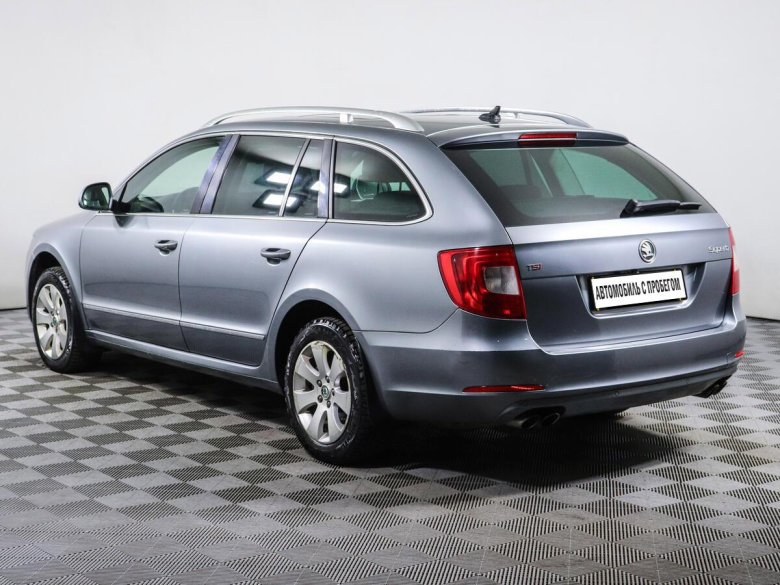 Шкода суперб 2012