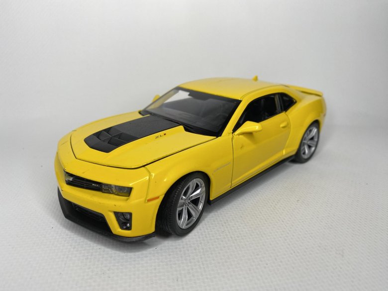 Модель chevrolet camaro велли 24042