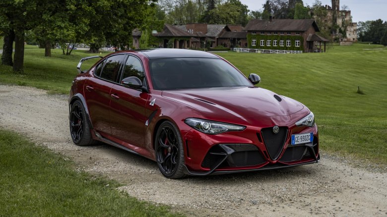 Alfa romeo giulia gtam 2021
