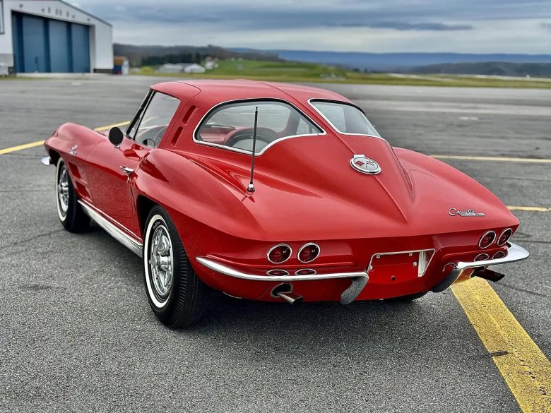Chevrolet corvette c2 stingray 1963