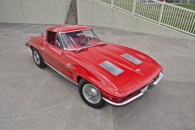 Chevrolet corvette stingray 1963
