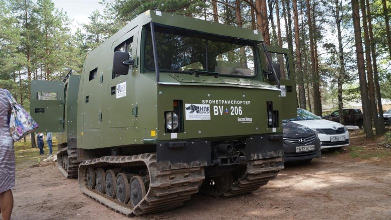 Вездеход-снегоболотоход bv-206 лось