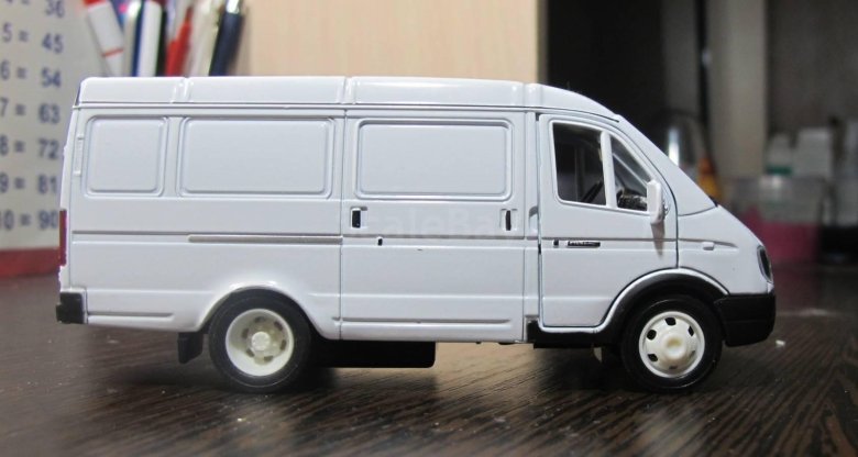 Газель цельнометаллическая 1/43