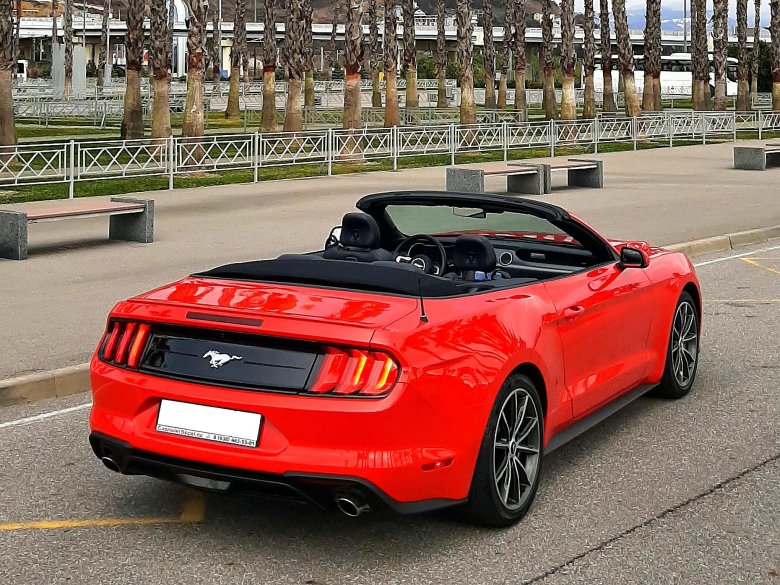 Мустанг кабриолет красный