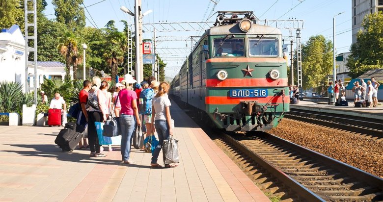 Туристический ретро поезд туапсе гагры