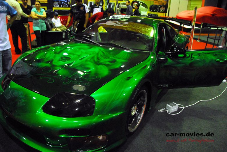 Тойота супра зеленая