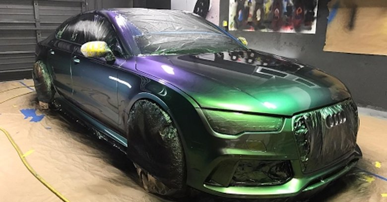 Машина в пленке хамелеон