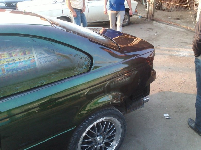 Бмв е36 седан зеленая