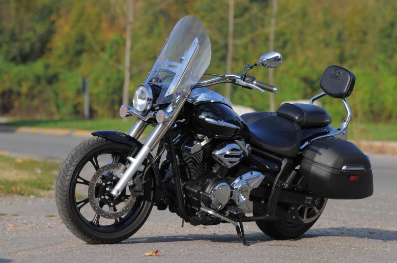 Yamaha midnight star 950