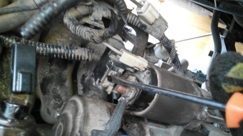 Не крутит стартер