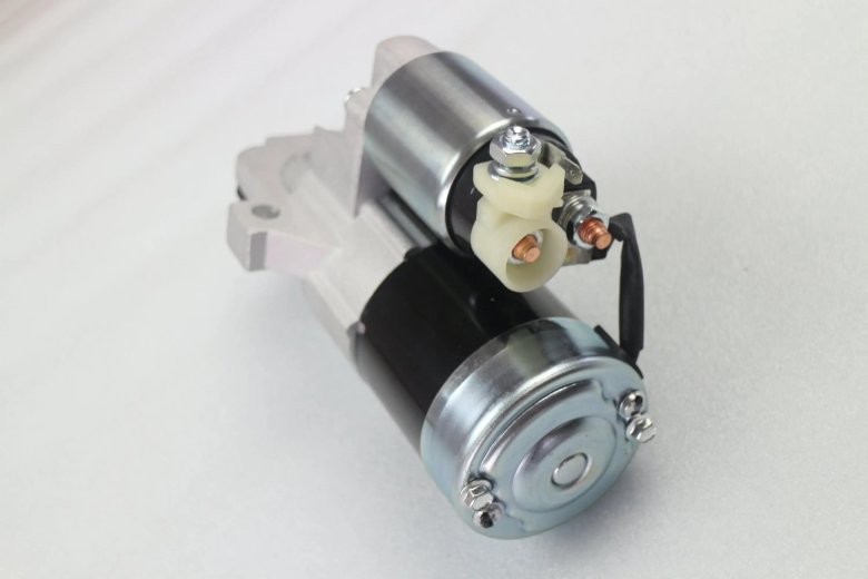 Стартер двигателя