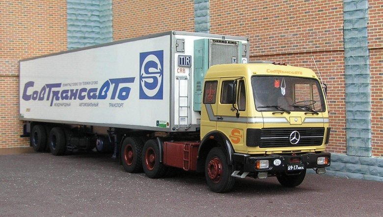 Мерседес бенц грузовой