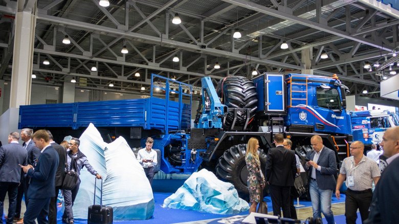 Камаз арктика 8х8