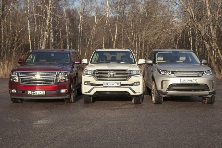 Chevrolet tahoe vs toyota land cruiser 300