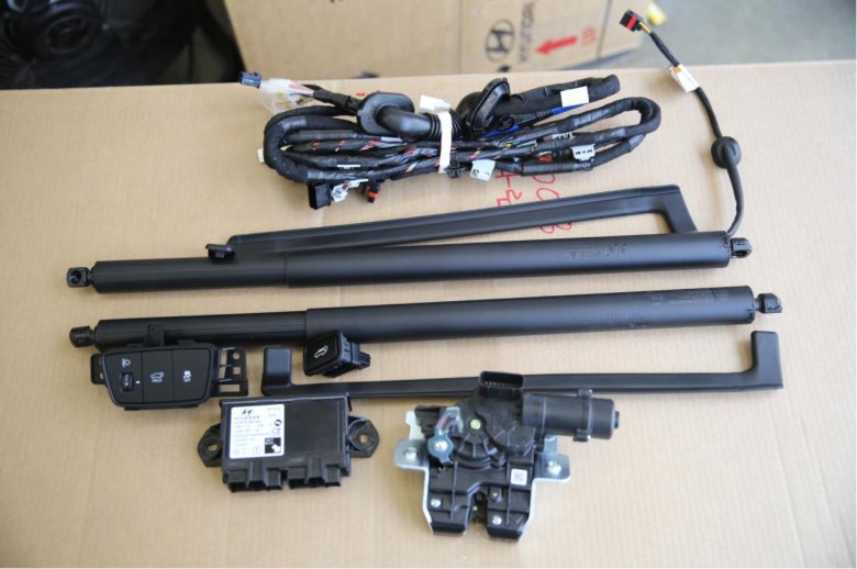 Электропривод крышки багажника skoda rapid