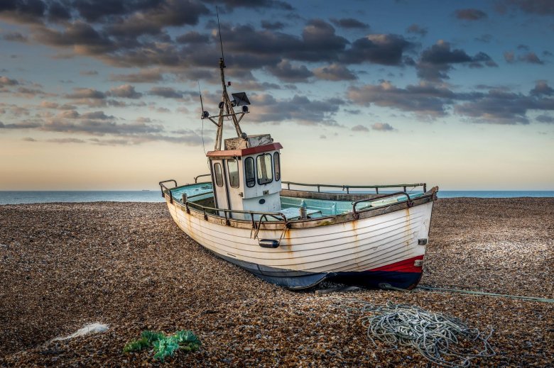Рыбацкая лодка