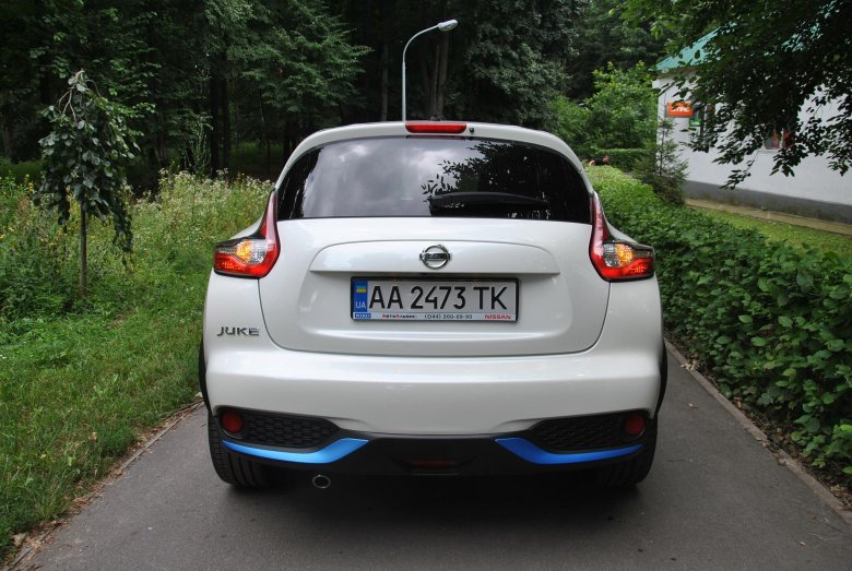 Ниссан жук 2014