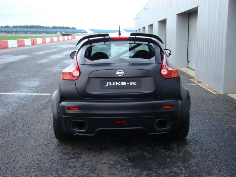 Nissan juke r nismo