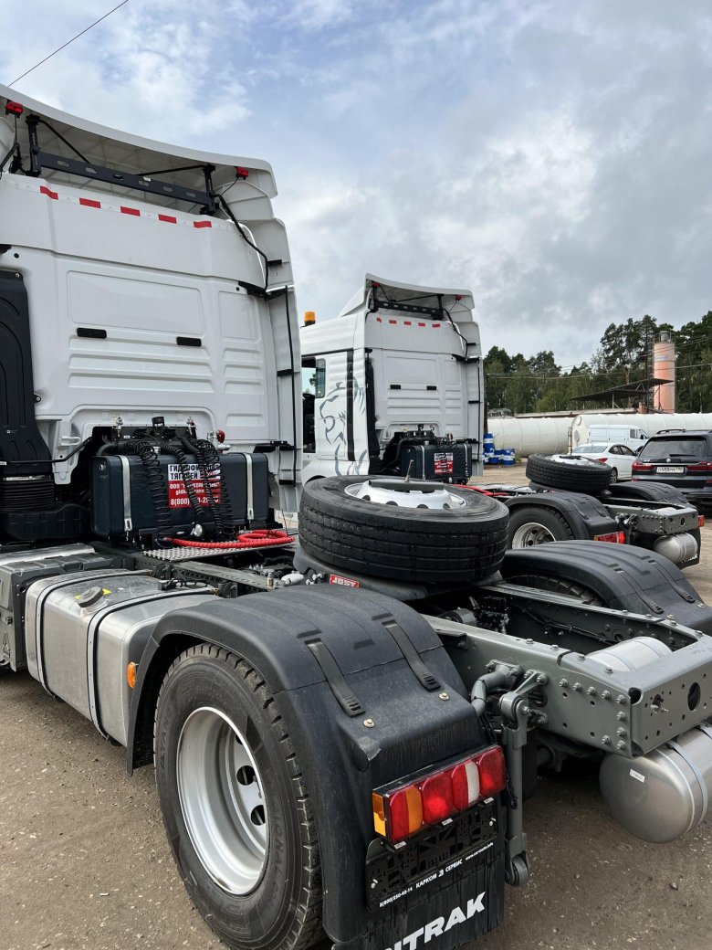 Ситрак тягач седельный 4х2