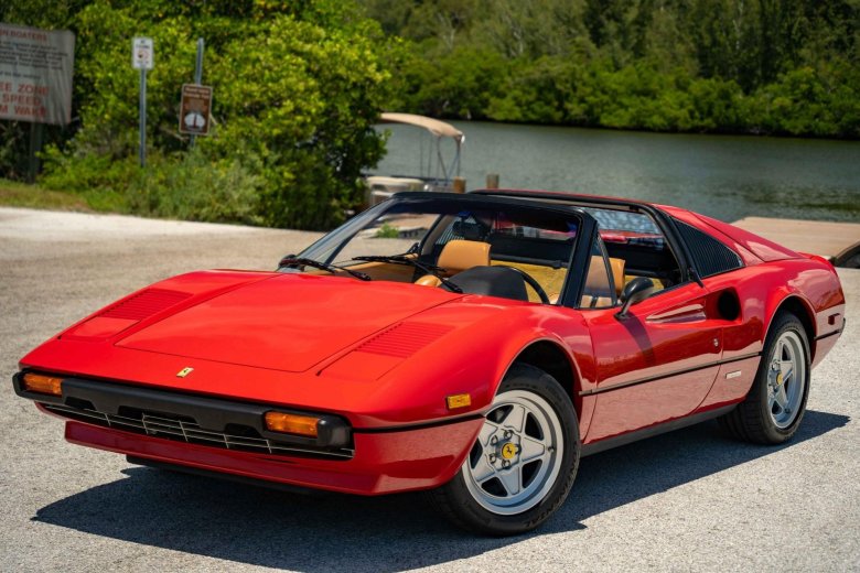 Ferrari 308 gts quattrovalvole
