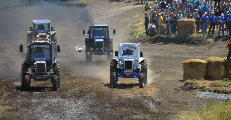 Трактора бизон трек шоу