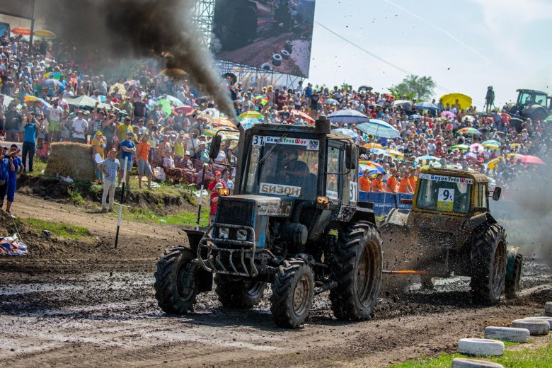 Трактора бизон трек шоу