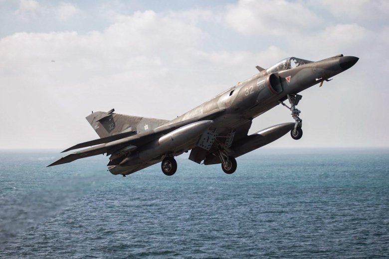 Dassault breguet super étendard