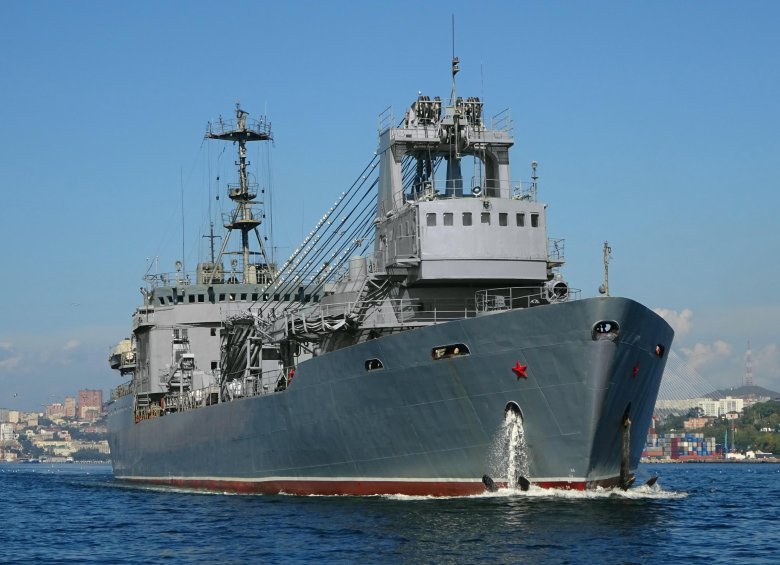 Бдк саратов в порту бердянска