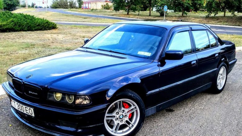 Е 38 кузов бмв