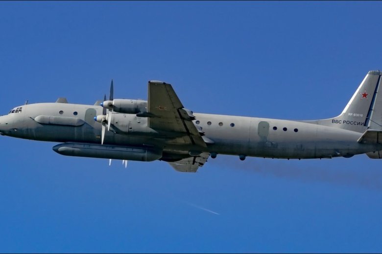 Самолет радиоэлектронной разведки ил-20