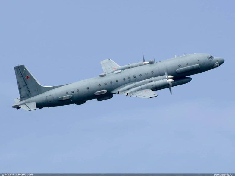 Самолет радиоэлектронной разведки ил-20