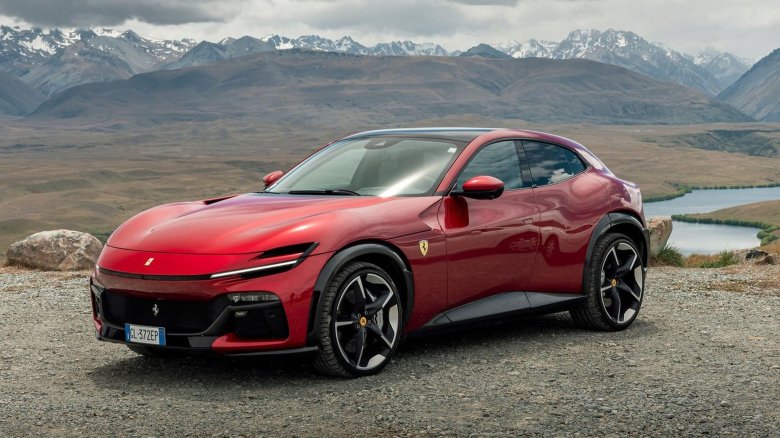 Ferrari purosangue 2024