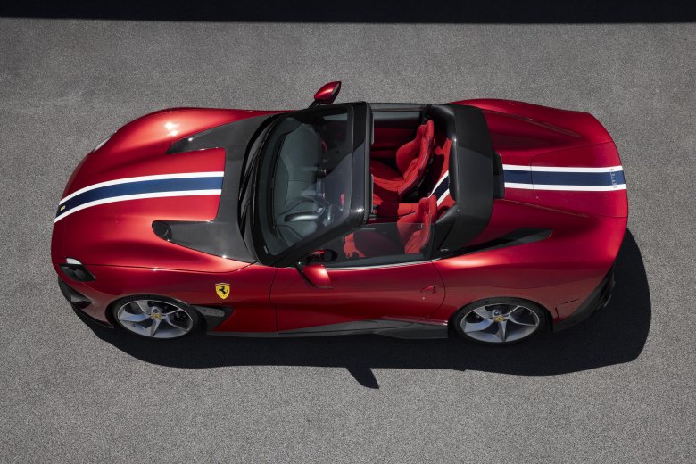 Ferrari sp51 (2022).