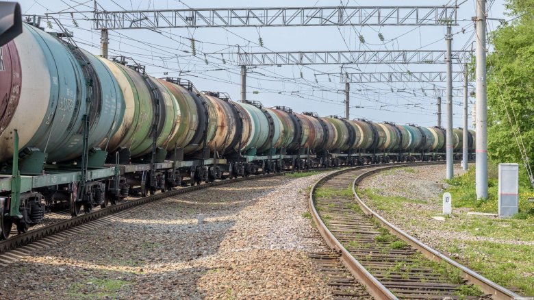 Товарные поезда