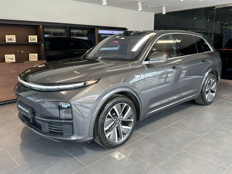 Infiniti qx80 i рестайлинг