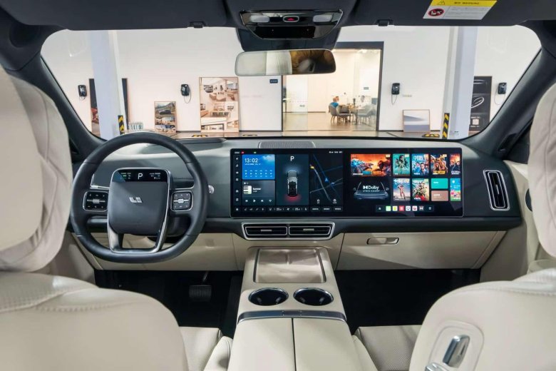 Автомобиль lixiang